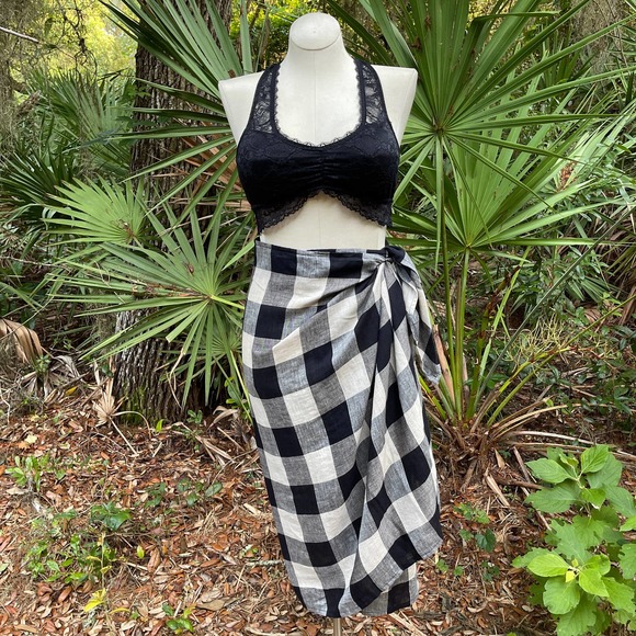 80s/90s Buffalo Monochrome Plaid Linen Wrap Maxi Skirt - Picture 11 of 11